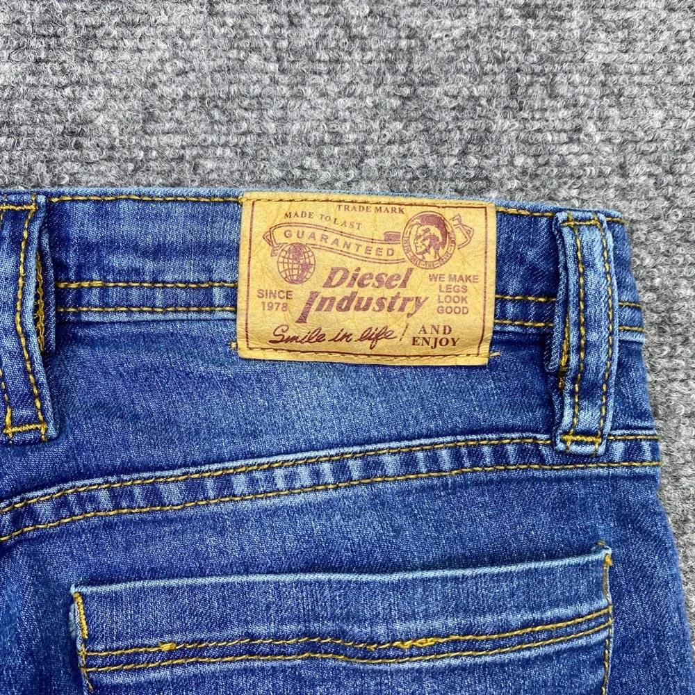 Diesel Kid Waykee J US Regular Straight Leg Blue Stretch Jeans Size 12Y